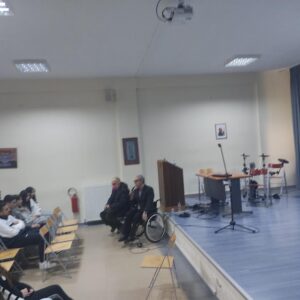 2η Φωτογραφία στο 14ο Λύκειο Λάρισας 2η Φωτογραφία στο 14ο Λύκειο Λάρισας