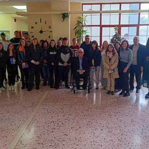 ΦΩΤΟ στο 1ο Γυμνάσιο ΜΟΥΖΑΚΙΟΥ Ν. Καρδίτσας 2