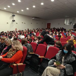 Επίσκεψη στο 2ο Γυμνάσιο και Λύκειο Φαρσάλων_2