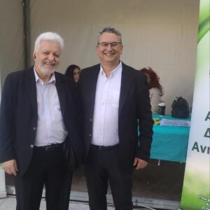 Με τον Αντιπεριφερειάρχη Ευάγγελο Αποστόλου Με τον Αντιπεριφερειάρχη Ευάγγελο Αποστόλου